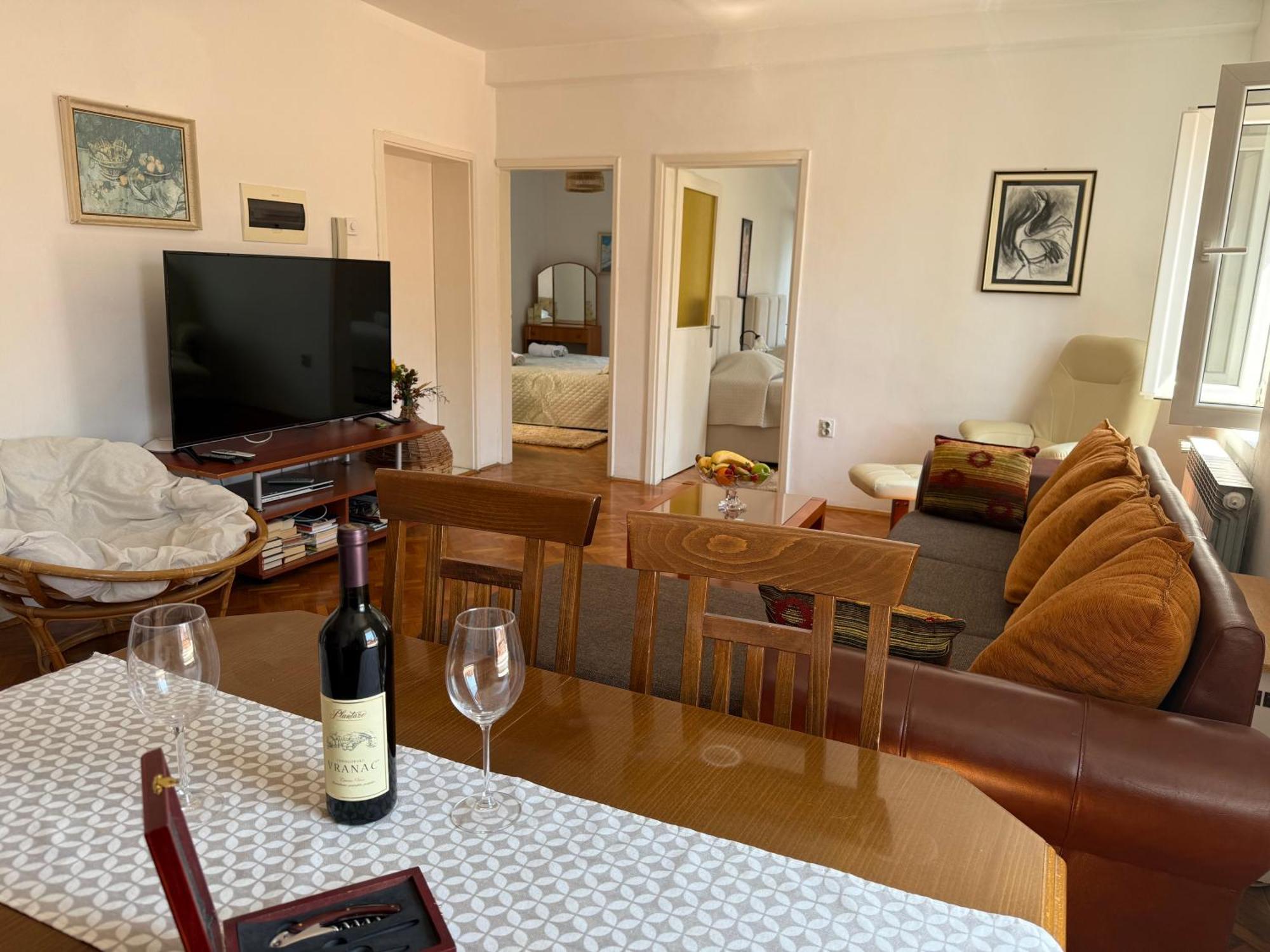 בודווה Apartments Aleksic Old Town מראה חיצוני תמונה