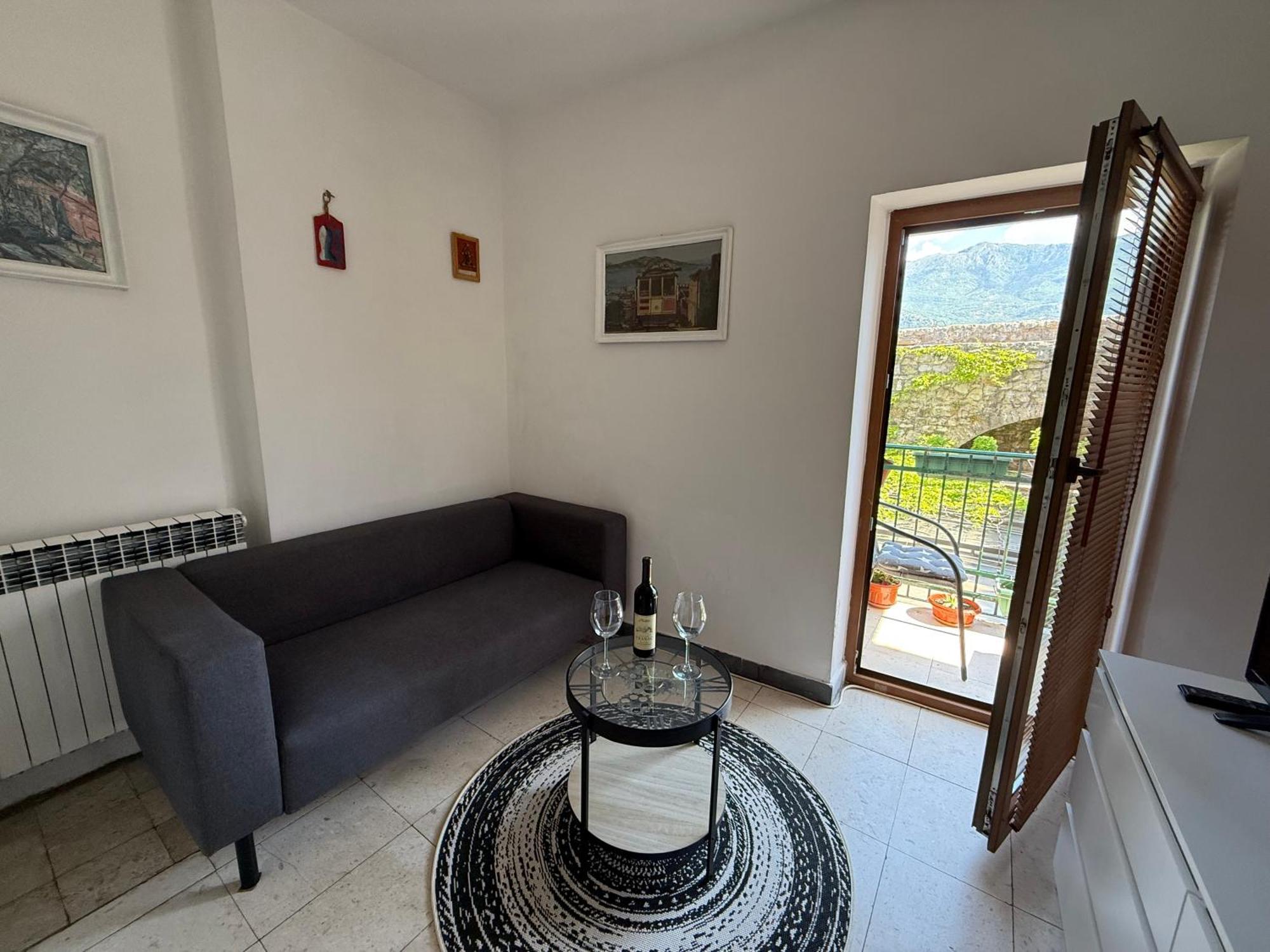 בודווה Apartments Aleksic Old Town מראה חיצוני תמונה