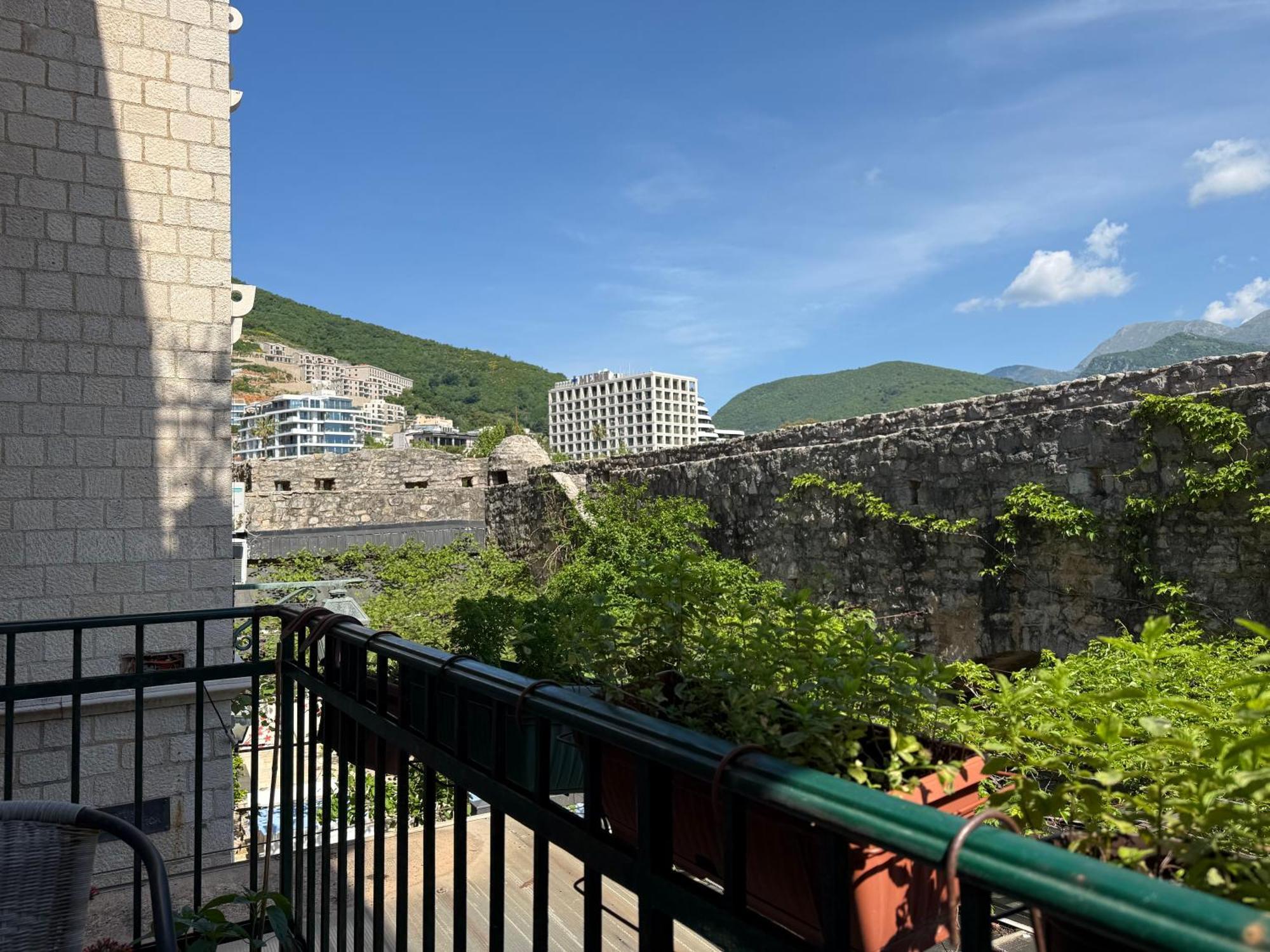 בודווה Apartments Aleksic Old Town מראה חיצוני תמונה
